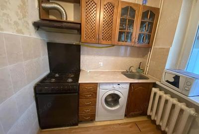 De inchiriat apartament o camera situat in zona Olimpia-Stadion - 2