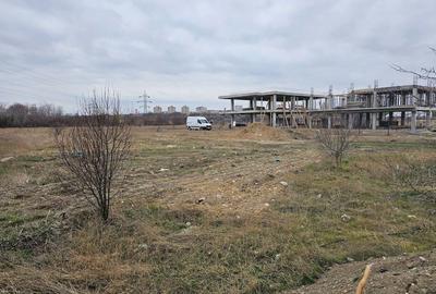 Teren de 1000 mp, în Central - 3