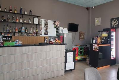 Spațiu comercial, în Central - 3