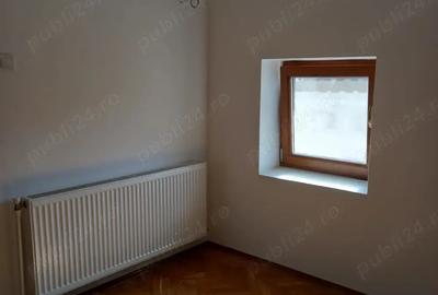 Apartament cu 3 camere decomandat în Dorobanți