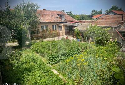 Casă cu 6 camere cu Teren 550 Mp în Subcetate - 6