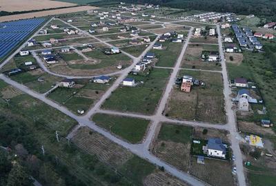 Teren de 1455 mp, în Gulia