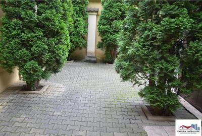 Casa si Spatiu Comercial de Zona Semicentrala - 9