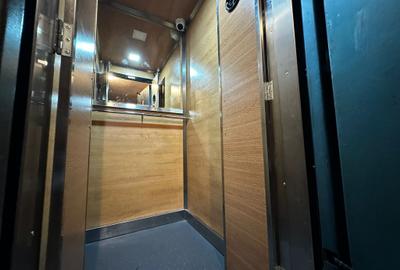 Apartament 2 Camere - Sector 4 Berceni - Decomandat - 18