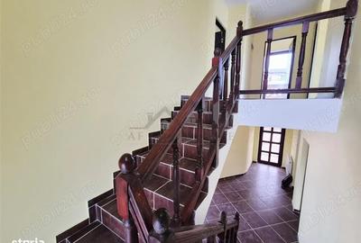 Casă cu 3 camere în Bucium - 3