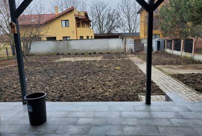 Casă individuală cu 5 camere cu Canalizare în Central - 6