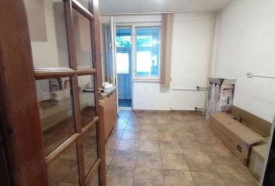 Apartament cu 4 camere decomandat în Central - 3