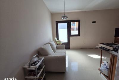 Casă cu 4 camere cu Teren 1118 Mp în Pufești - 16