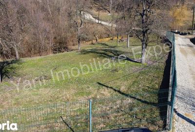 Teren de 1576 mp, în Valea Iașului - 3