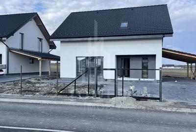 Casă individuală cu 4 camere cu Canalizare în Șura Mică - 7