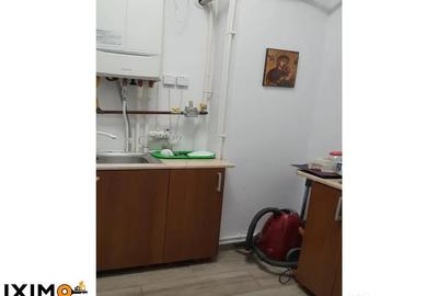 Spațiu comercial, de 144 mp, în Metro - 6