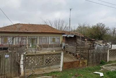 Casă cu 4 camere cu Teren 1500 Mp în Central - 6