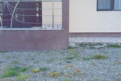 Casă cu 4 camere cu Teren 230 Mp în Dumitra - 1