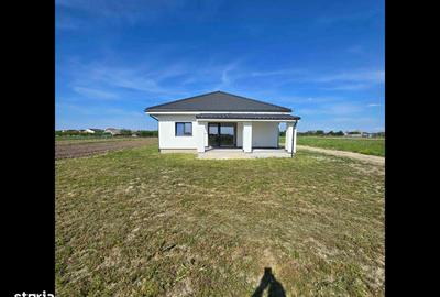 Casă cu 3 camere cu Teren 600 Mp în Păulești - 15