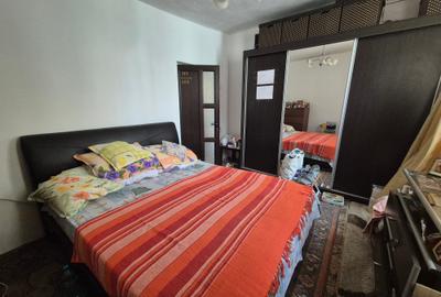 Apartament cu 5 camere decomandat în Calea Călărașilor - 8