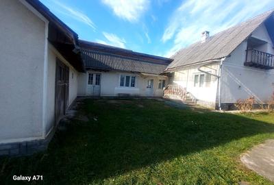 Casă cu 4 camere în Crăciunești - 2