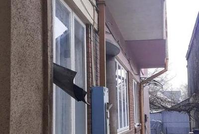 Casă cu 6 camere în Rădăuți - 1