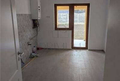 Duplex cu 4 camere cu Canalizare în Dumbrăvița - 1