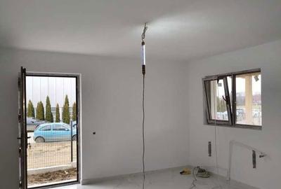 Casă cu 3 camere decomandat în Cornu - 3