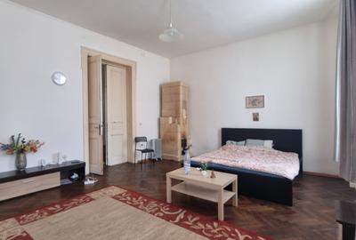 Apartament în vilă istorică - 4 Camere - Curte Generoasă - 2