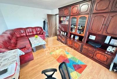 Apartament spatios cu 3 camere, centrala proprie, zona Girocului - 1
