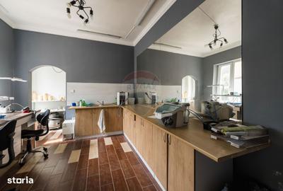 Spațiu comercial, de 200 mp, în Centrul Civic - 3