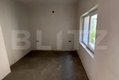 Casă cu 4 camere cu Teren 500 Mp în Central - 9