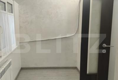 Apartament 3 camere, 55mp, zona Podul de Fier - 12