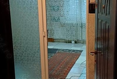 Apartament cu 2 camere decomandat, mobilat în Ozana