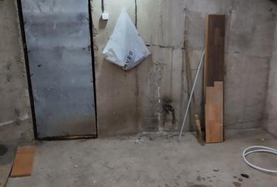 Titan, Theodor Pallady, metrou 1 Decembrie 1918, sector 3, boxa Titan, Theodor Pallady, metrou 1 Decembrie 1918, sector 3, boxa - 2