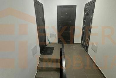 Apartament cu 4 camere în Central - 1