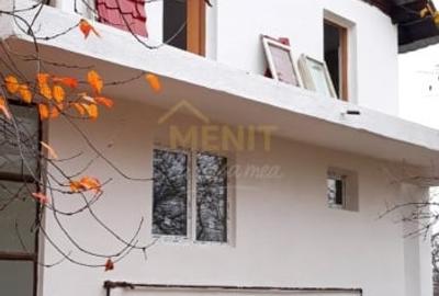 Casă individuală cu 5 camere cu Canalizare în Băicoi - 1