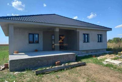 Casă cu 5 camere cu Teren 500 Mp în Nojorid - 9