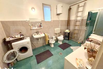 Casă cu 4 camere cu Teren 2770 Mp în Central - 9