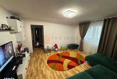Apartament cu 3 camere semidecomandat, mobilat în Micro 5 - 7