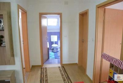 Proprietar 3 camere in Giroc 87000 euro - 1