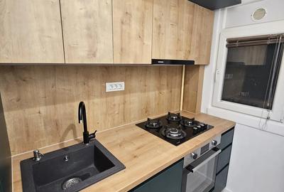 Apartament cu 2 camere decomandat în 1 Decembrie 1918 - 1