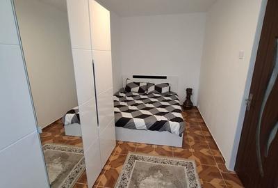Apartament cu 3 camere semidecomandat în Central - 7