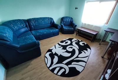 Casă cu 4 camere în Onești