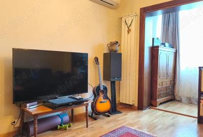 Apartament cu 2 camere decomandat în Progresul - 11