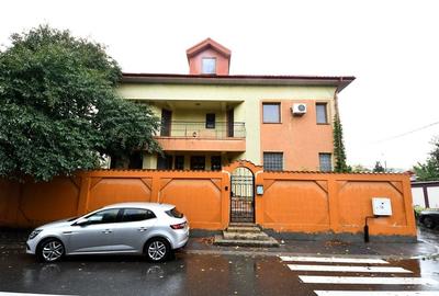 Vila spatioasa, constructie solida, zona micro 17 - Galati - 1