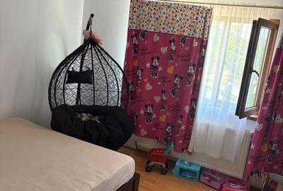 Casă cu 4 camere în Central - 2