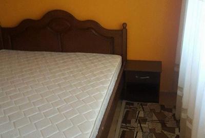 Apartament cu 3 camere semidecomandat în Central - 4