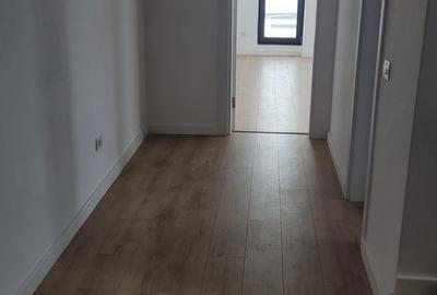 Apartament cu 3 camere în Central - 3