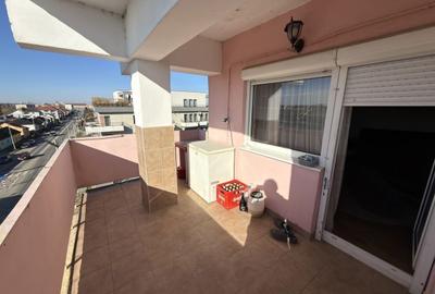 Apartament cu 3 camere decomandat în Micro 17 - 8