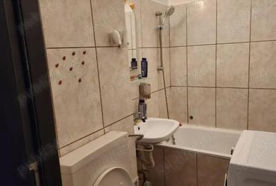 Garsonieră semidecomandată în Titan