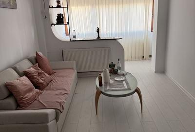 Apartament cu 2 camere semidecomandat în Central