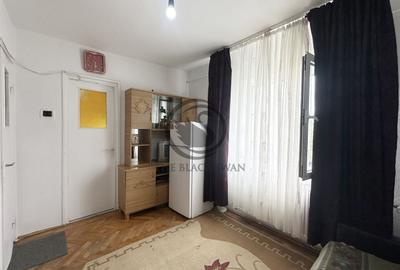 Garsonieră nedecomandată, mobilată în Vest - 3