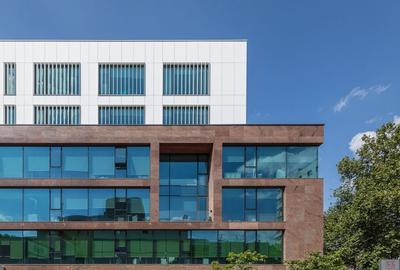 Birou, de 2,600 mp, în P-ța Romană - 1