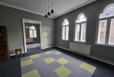 Birou, de 108 mp, în Medicină - 1